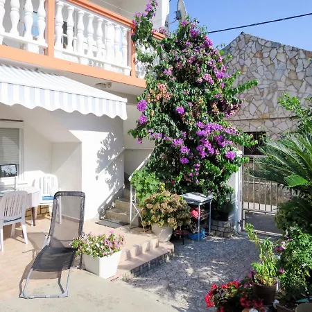 Apartment Palma - Zad400